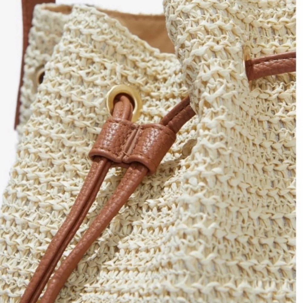 New in packaging Montce Swim Ali Bucket Bag - Picture 7 of 10